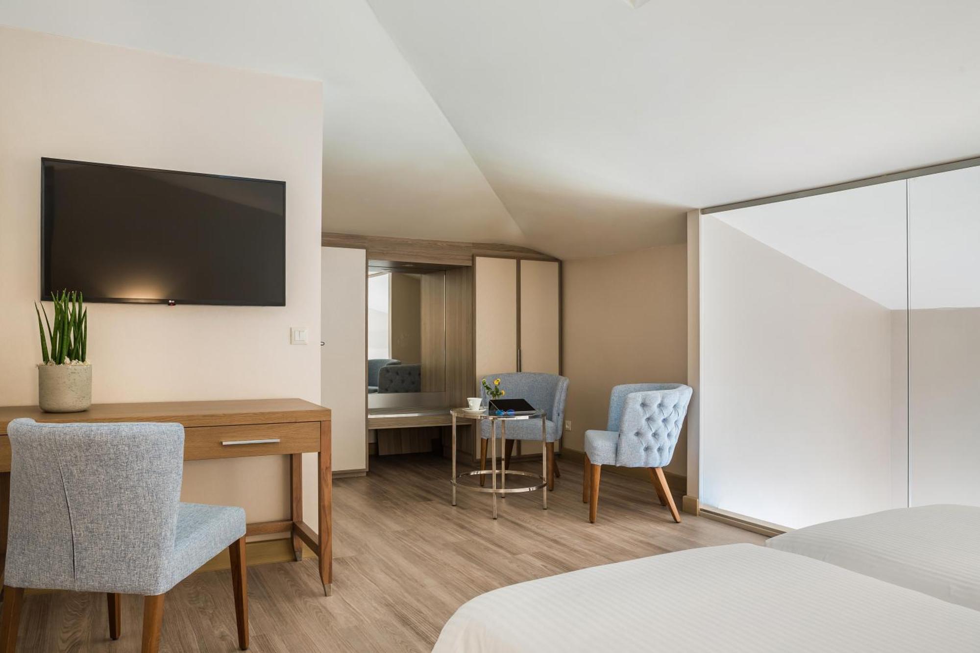 Two-Storey Premium Suite