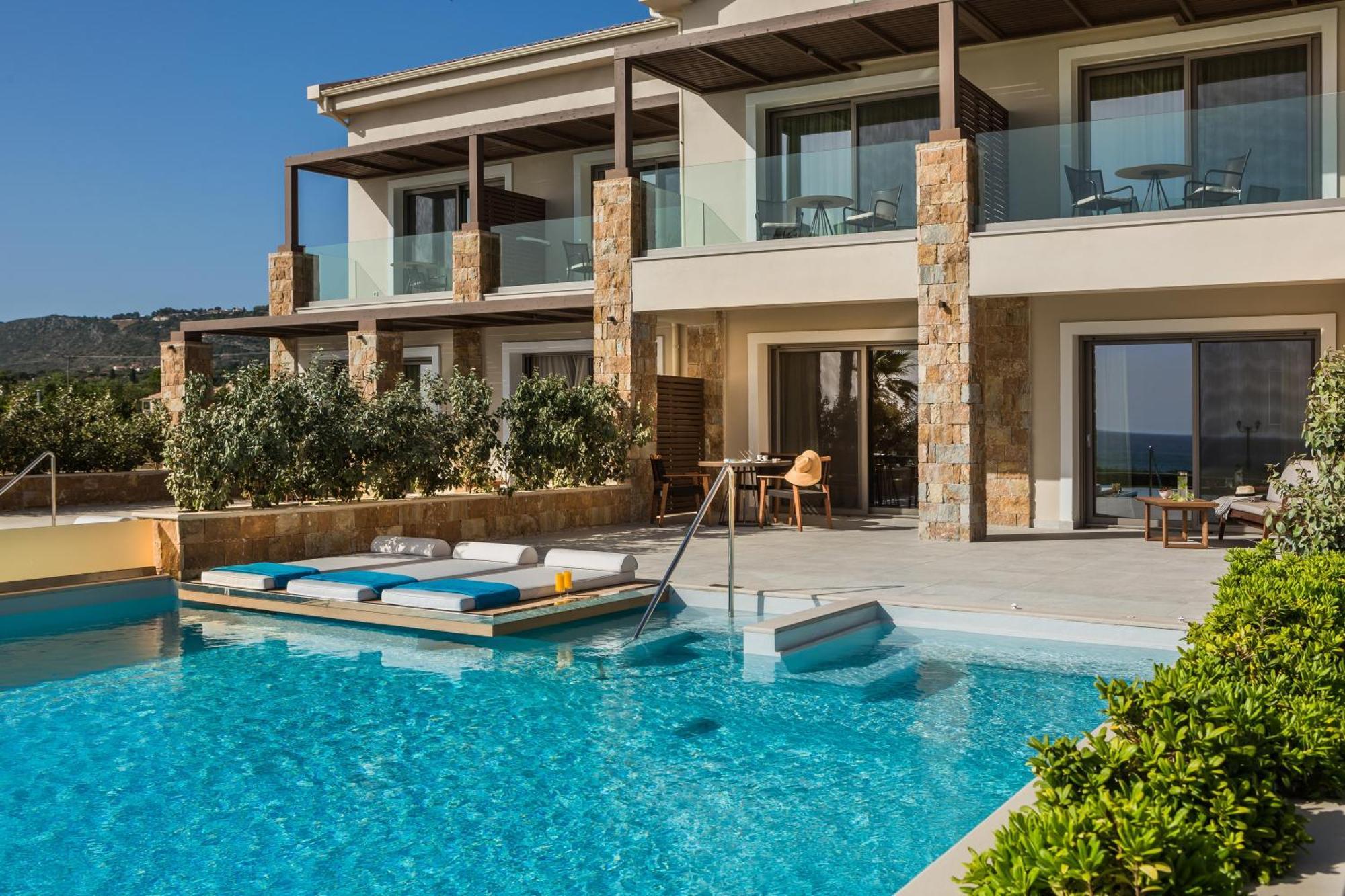 Executive Suite Private Pool